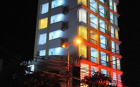 Khách Sạn Dragon Sea